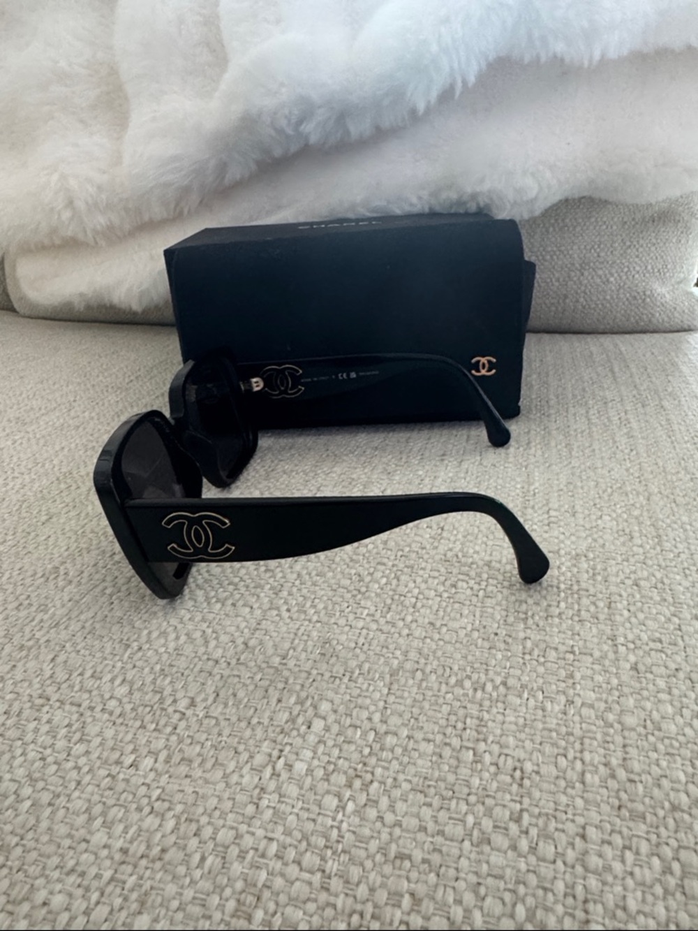 CHANEL Black Oversized Square Sunglasses - Picture 2 of 3